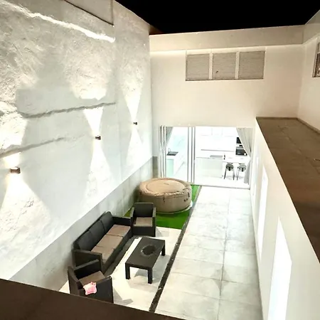 The White House Nyaraló